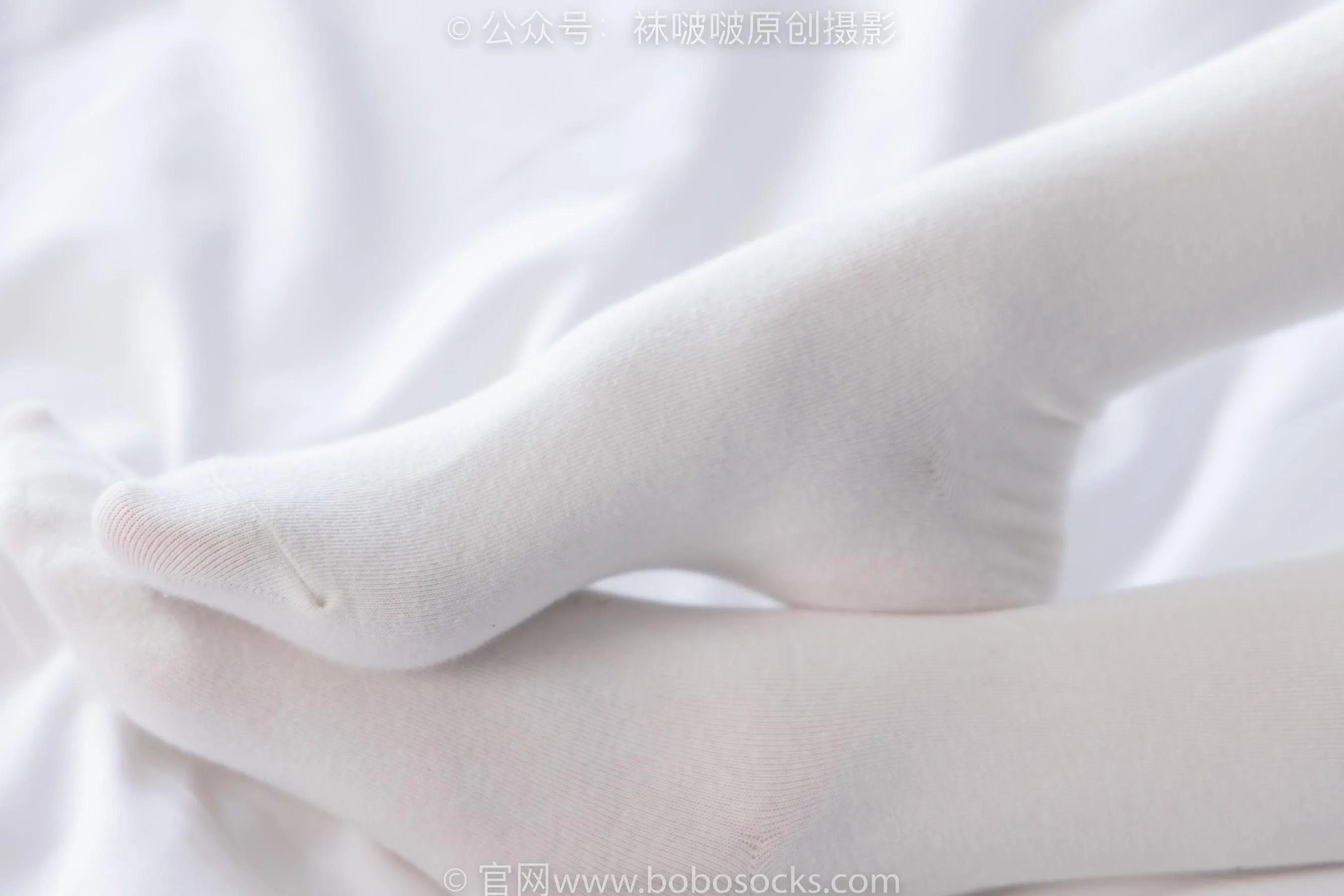 [BoBoSocks袜啵啵]NO.229 稚予-板鞋、皮鞋、两双大腿袜 [68P]插图1